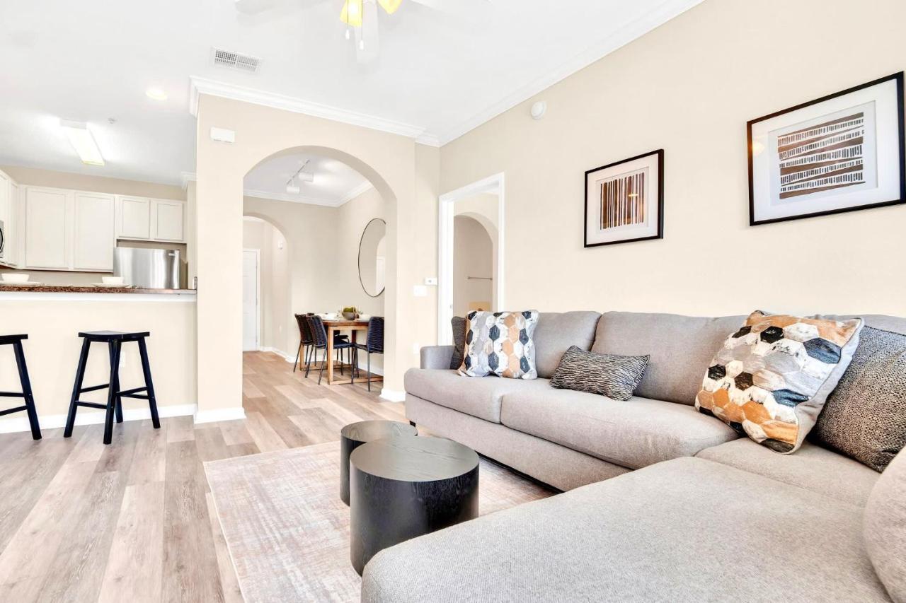 2Br Condo - W Hot Tub & Pool - Near Disney ออร์ลันโด ภายนอก รูปภาพ