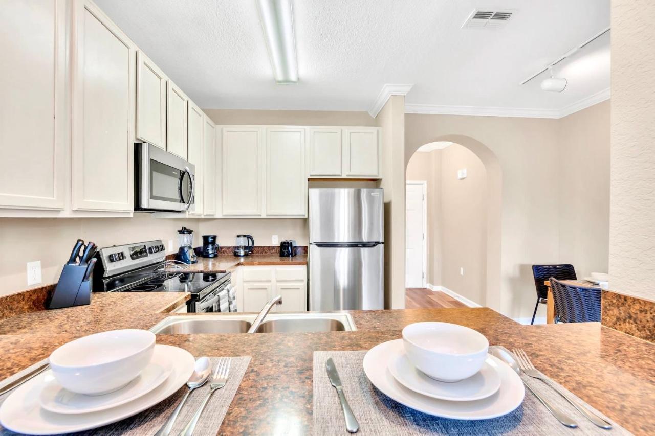2Br Condo - W Hot Tub & Pool - Near Disney ออร์ลันโด ภายนอก รูปภาพ