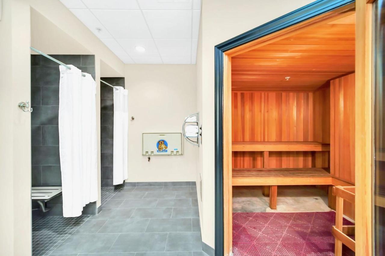 2Br Condo - W Hot Tub & Pool - Near Disney ออร์ลันโด ภายนอก รูปภาพ